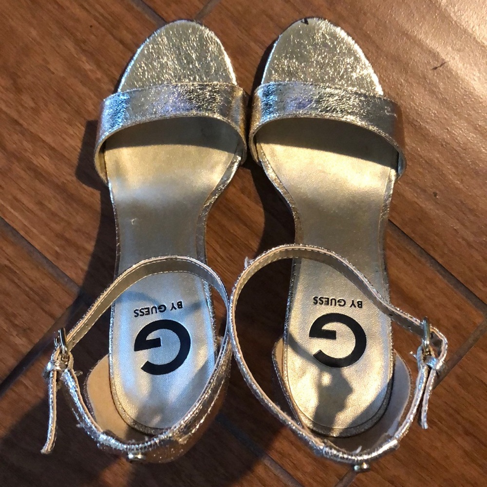 Guess Gold Block Heels - Picture 3 of 11